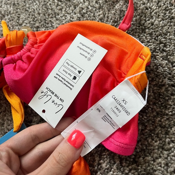 Cupshe bikini - Picture 3 of 8